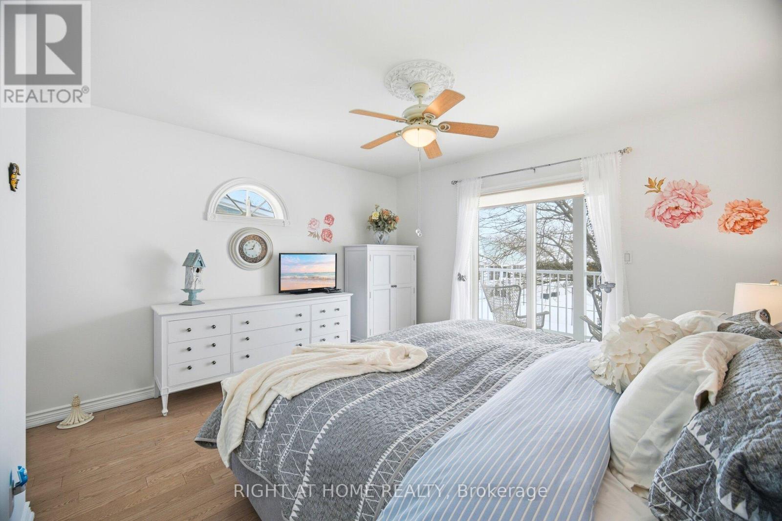 10 Lighthouse Point, Fort Erie, Ontario  L0S 1B0 - Photo 28 - X12783926