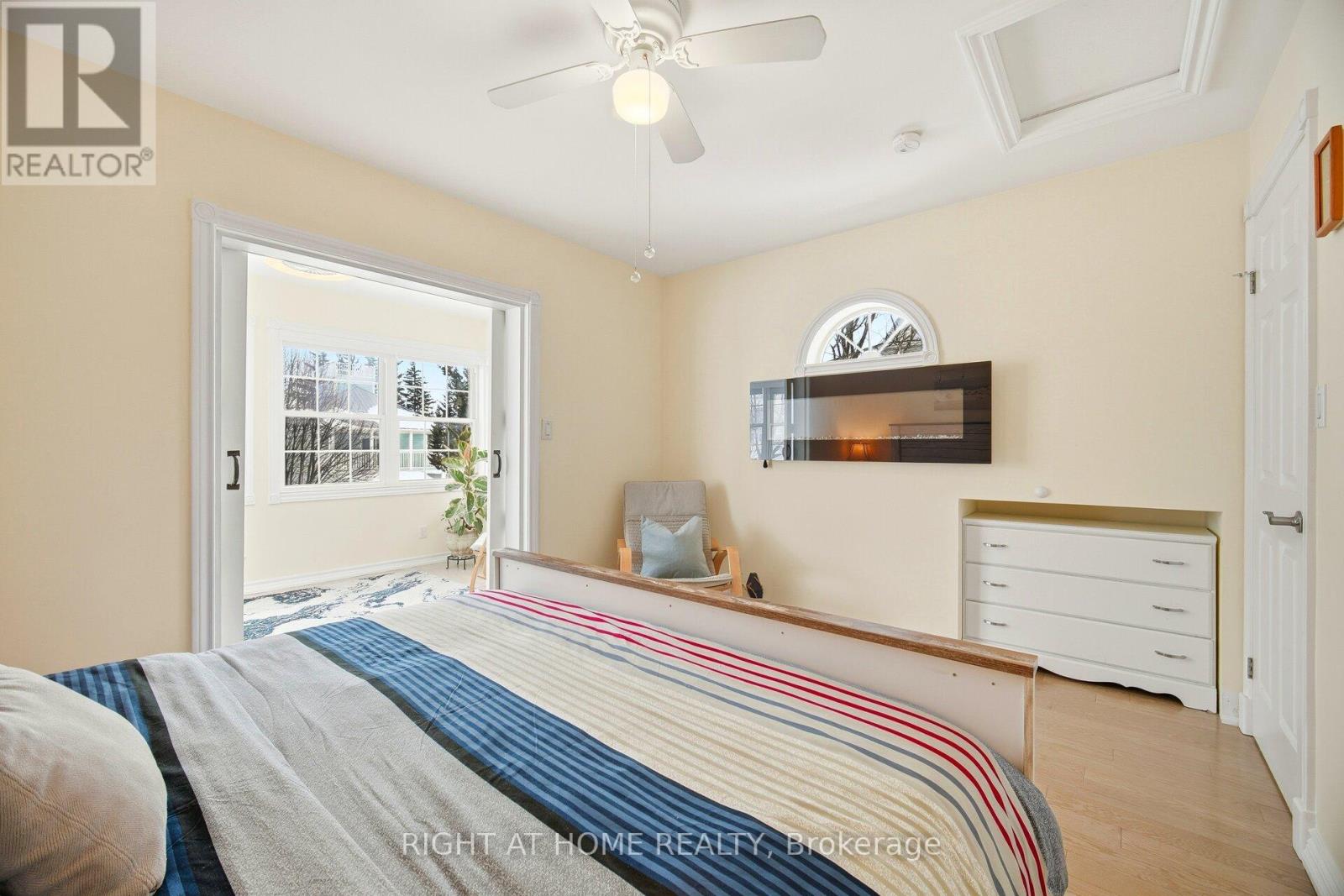 10 Lighthouse Point, Fort Erie, Ontario  L0S 1B0 - Photo 31 - X12783926