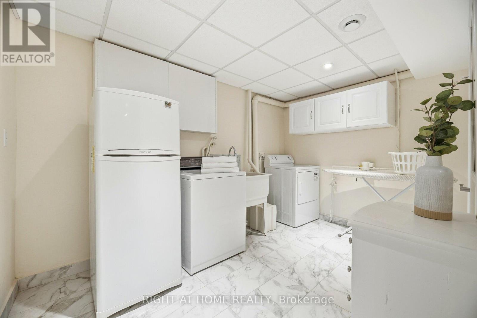 10 Lighthouse Point, Fort Erie, Ontario  L0S 1B0 - Photo 41 - X12783926