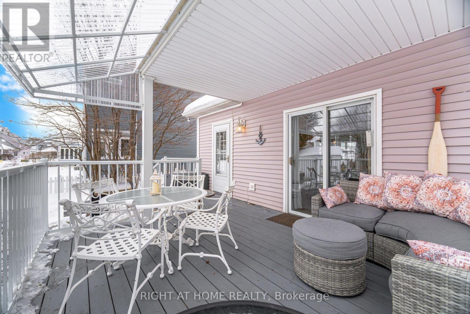 10 Lighthouse Point, Fort Erie, Ontario  L0S 1B0 - Photo 43 - X12783926