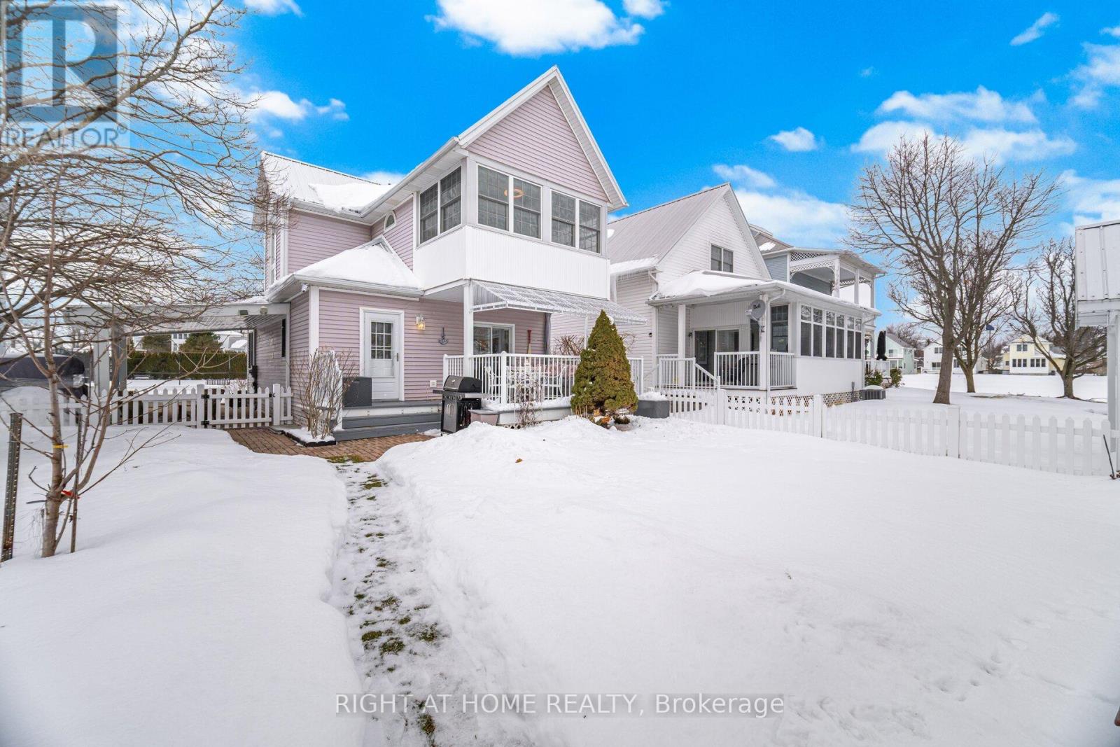 10 Lighthouse Point, Fort Erie, Ontario  L0S 1B0 - Photo 46 - X12783926