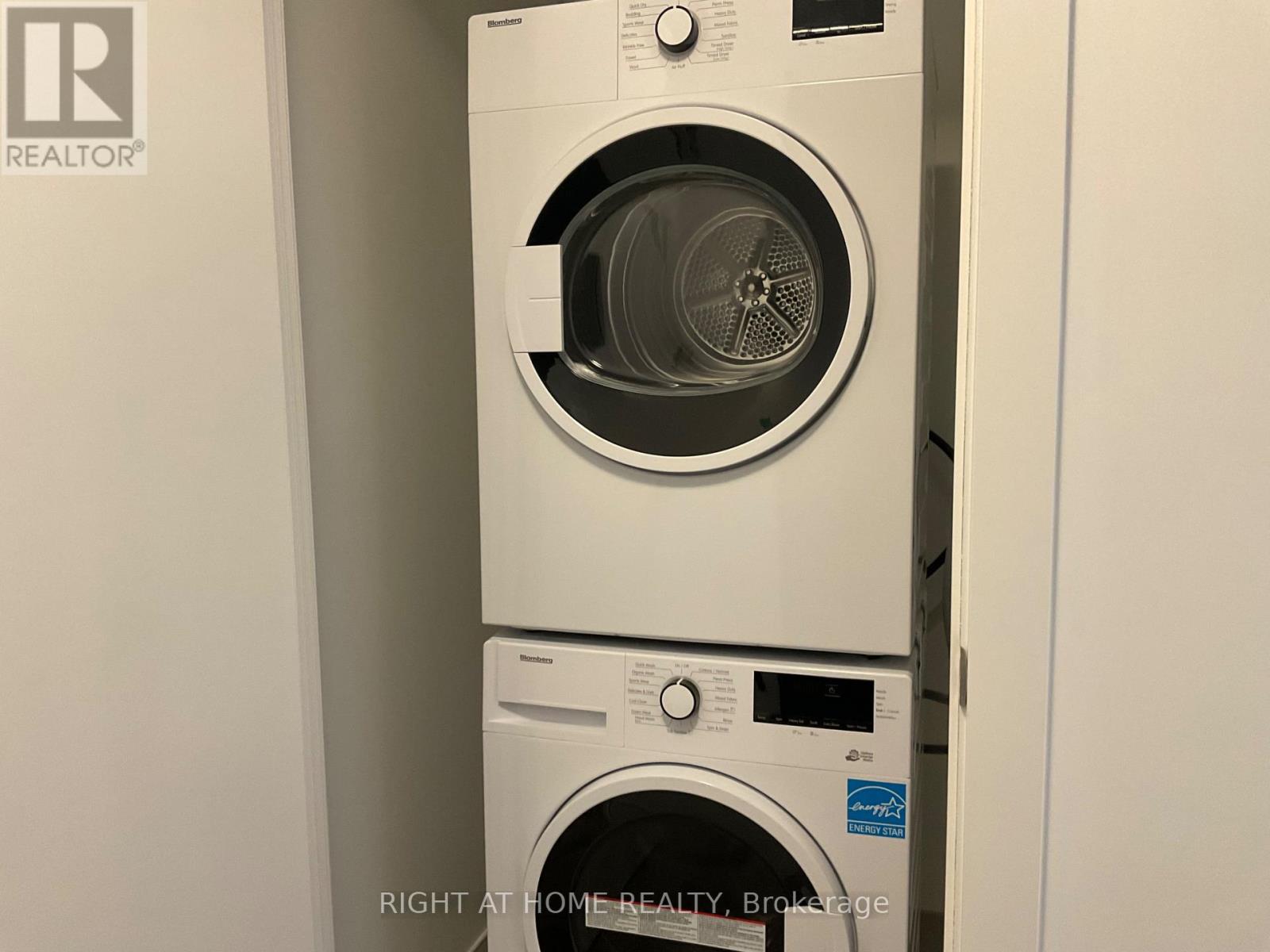 1814 - 15 Wellington Street, Kitchener, Ontario  N2G 0E3 - Photo 10 - X12783978