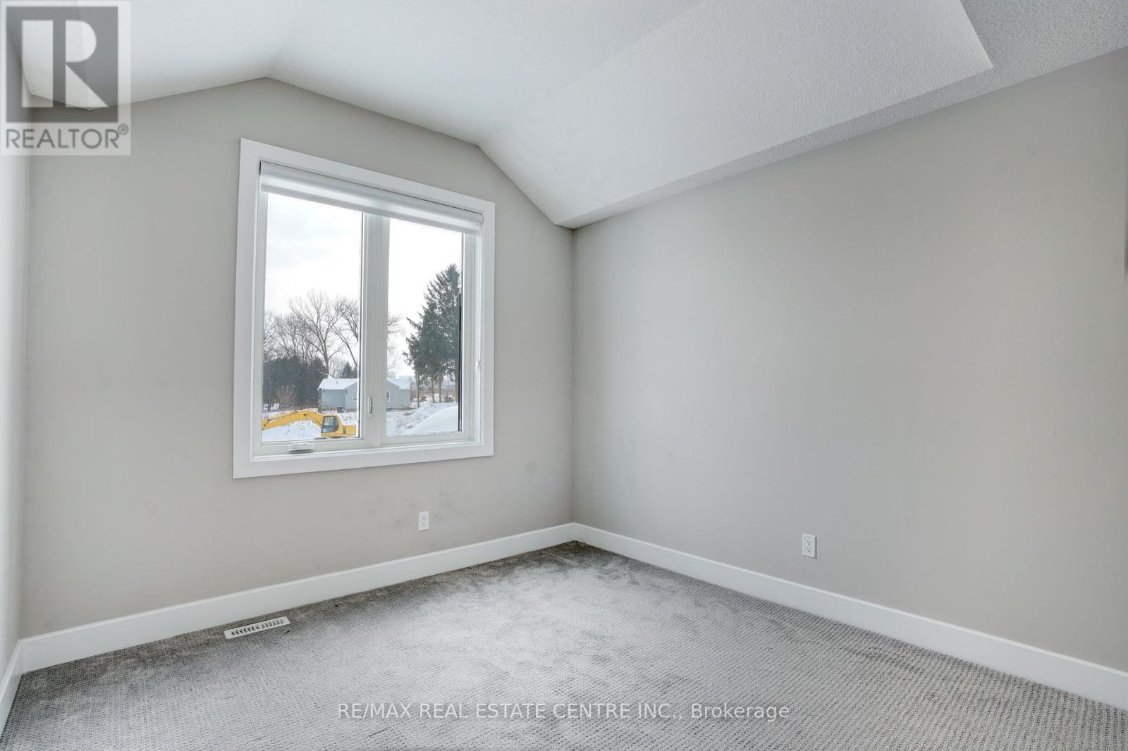 Full House - 3328 Oriole Drive, London South, Ontario  N6M 0K1 - Photo 27 - X12784012