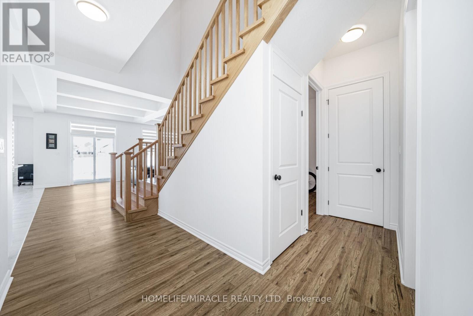 158 Savannah Ridge Drive, Brant, Ontario  N3L 0L5 - Photo 18 - X12784024