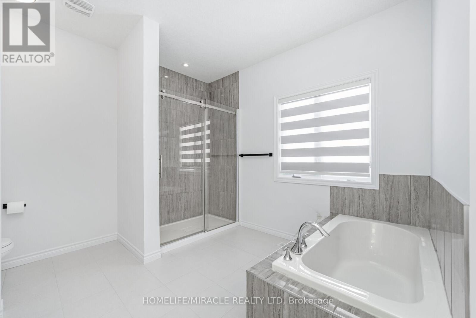 158 Savannah Ridge Drive, Brant, Ontario  N3L 0L5 - Photo 28 - X12784024