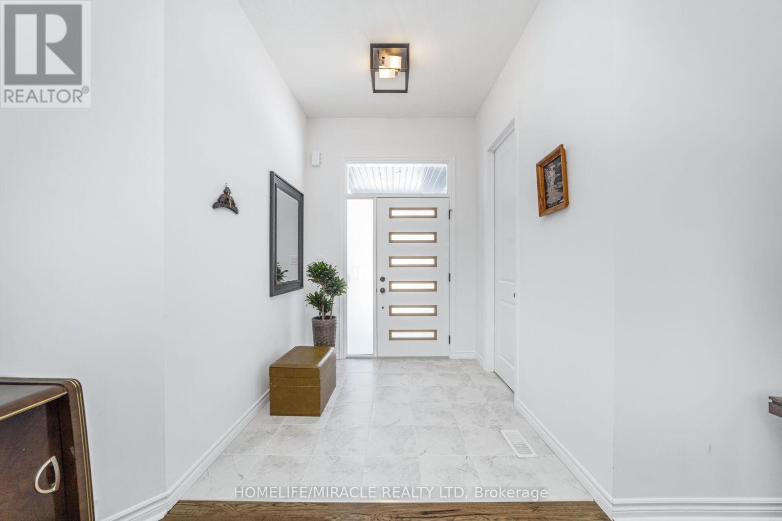 158 Savannah Ridge Drive, Brant, Ontario  N3L 0L5 - Photo 3 - X12784024