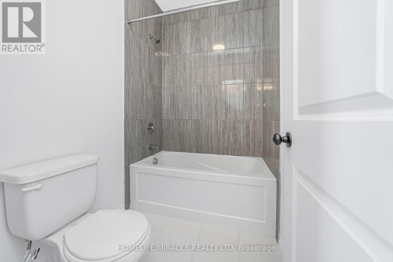 158 Savannah Ridge Drive, Brant, Ontario  N3L 0L5 - Photo 39 - X12784024