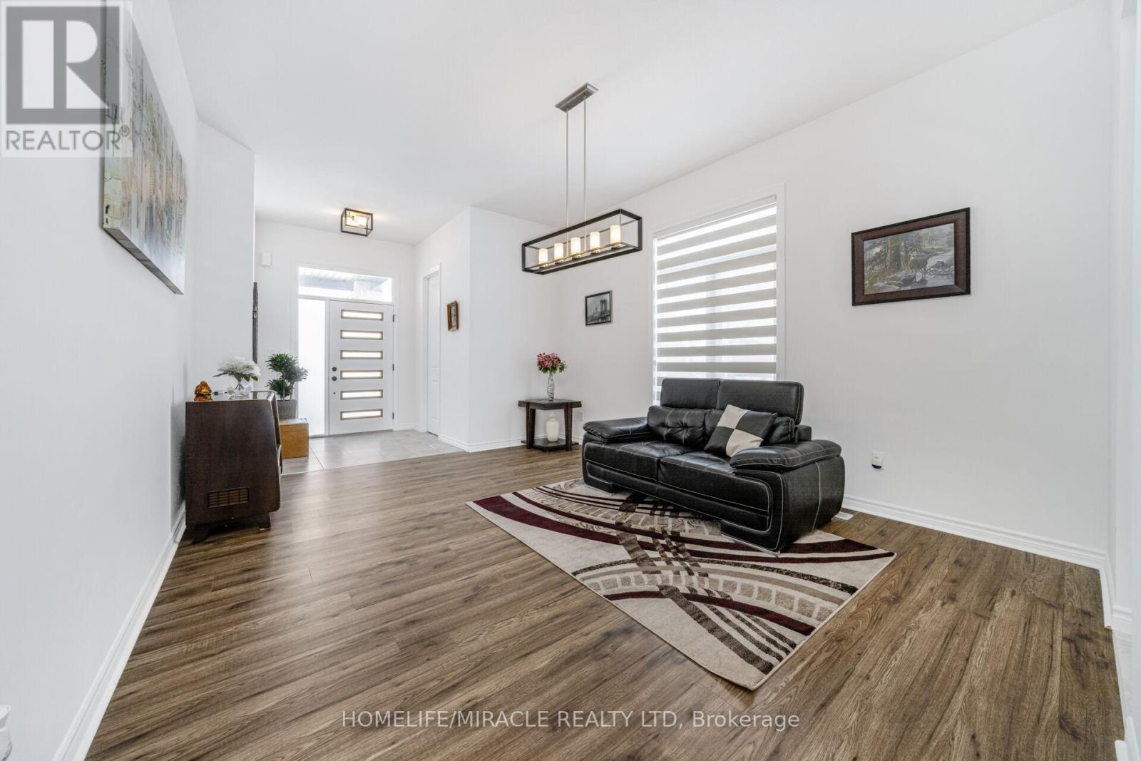 158 Savannah Ridge Drive, Brant, Ontario  N3L 0L5 - Photo 6 - X12784024