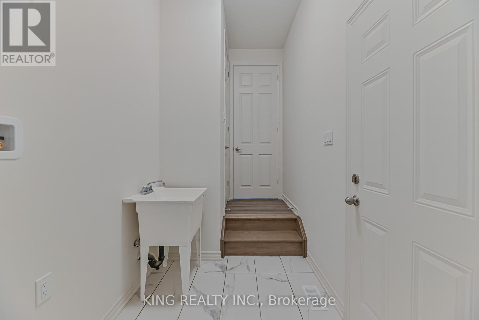 1123 Denton Drive, Cobourg, Ontario  K9A 4A1 - Photo 26 - X12784034