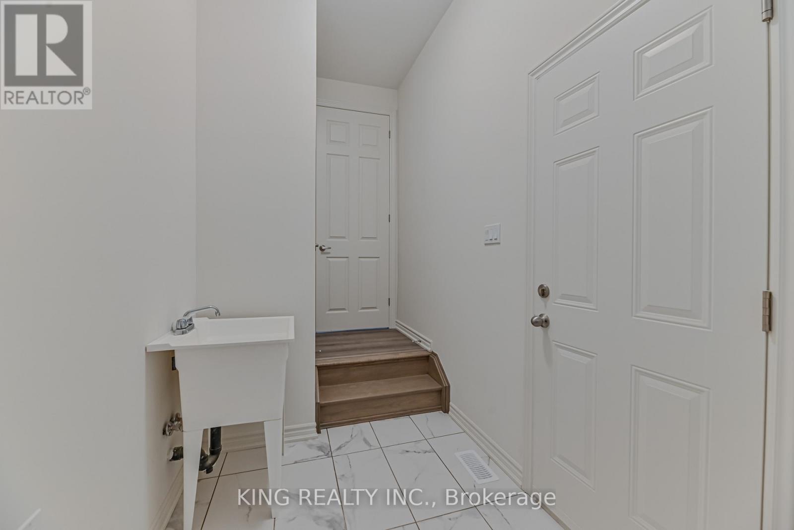 1123 Denton Drive, Cobourg, Ontario  K9A 4A1 - Photo 27 - X12784034