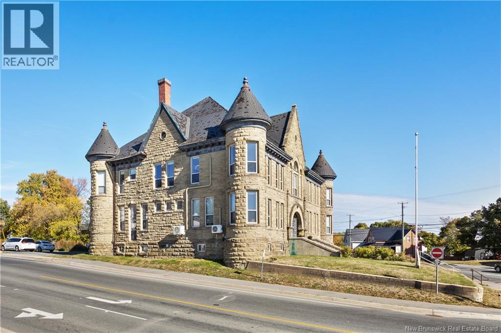 599 King George Highway, Miramichi, New Brunswick  E1V 1N9 - Photo 36 - NB129358