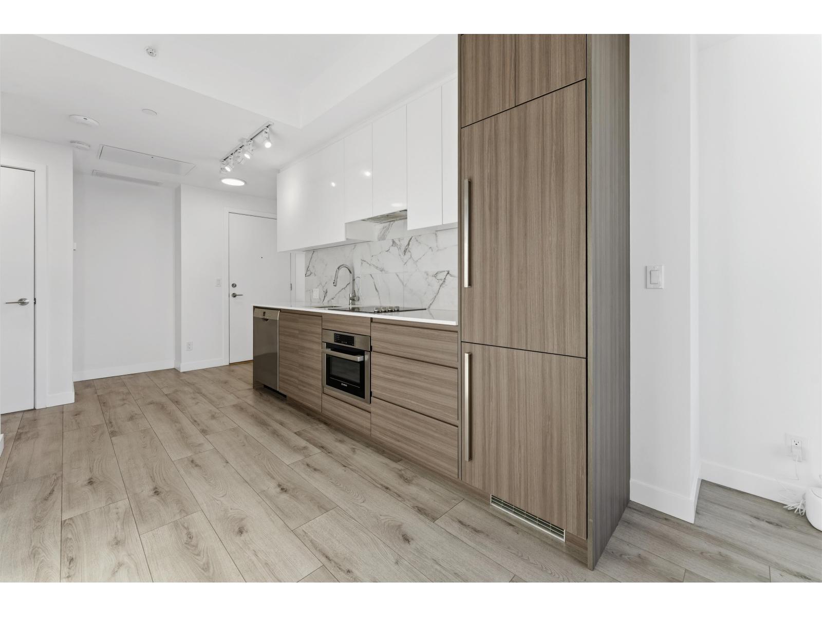 1409 10626 City Parkway, Surrey, British Columbia  V3T 0S3 - Photo 7 - R3089041