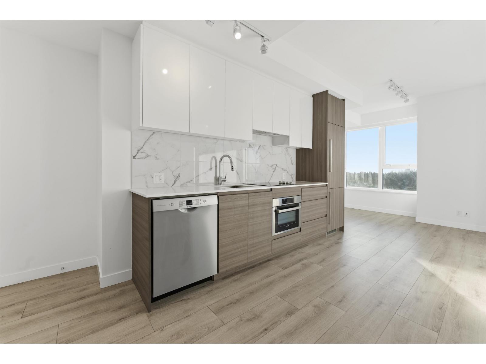 1409 10626 City Parkway, Surrey, British Columbia  V3T 0S3 - Photo 6 - R3089041