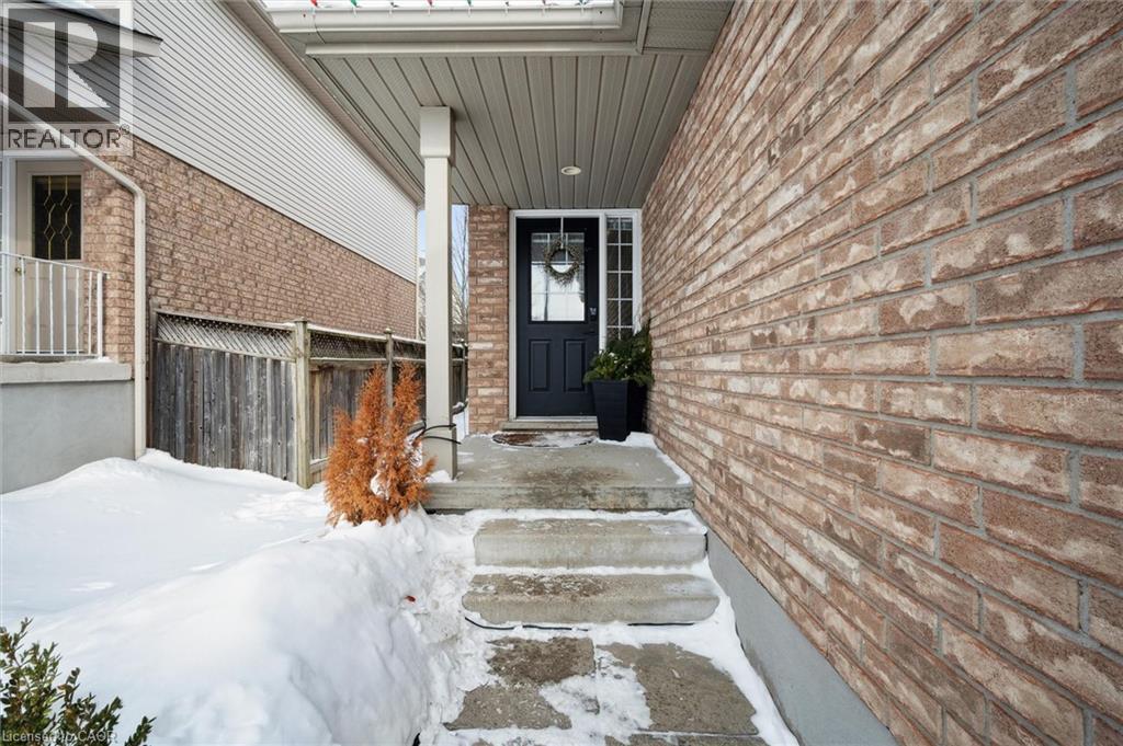 731 Breakwater Crescent, Waterloo, Ontario  N2K 4H8 - Photo 5 - 40800635