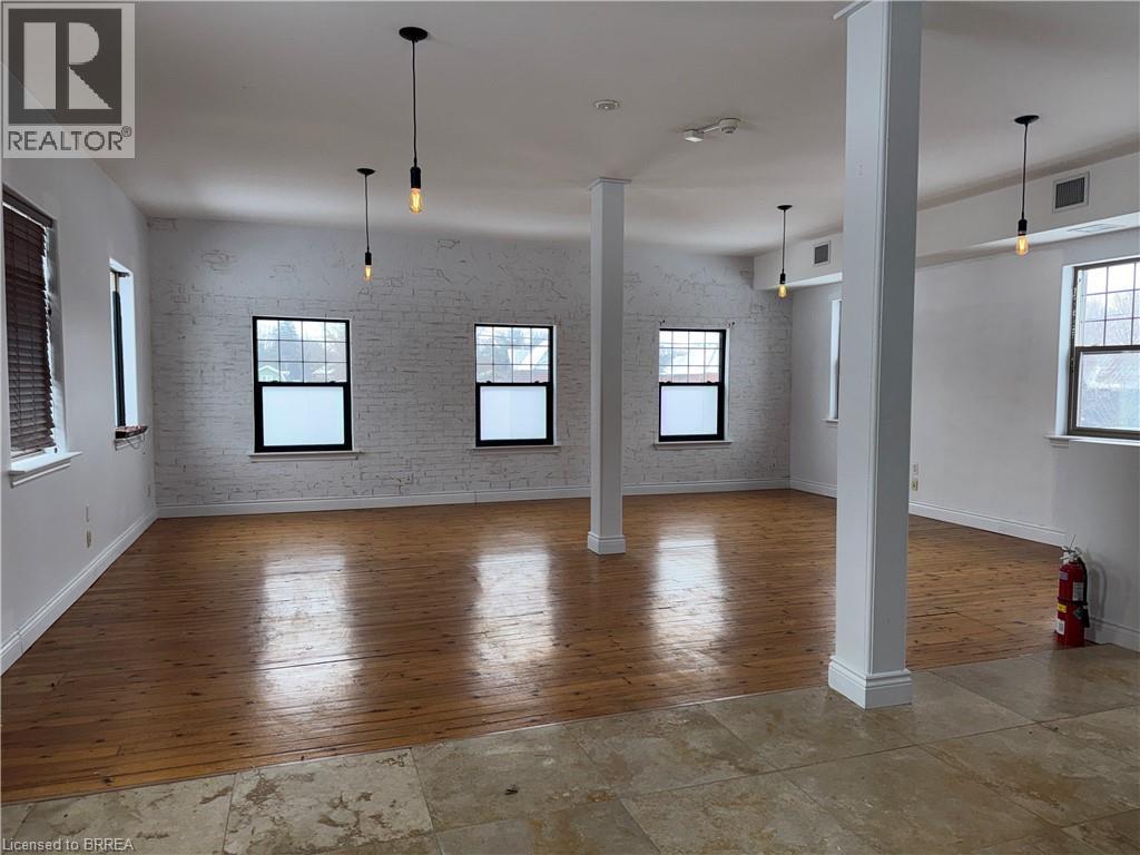 137 Nelson Street Unit# 201, Brantford, Ontario  N3S 4B5 - Photo 11 - 40801615