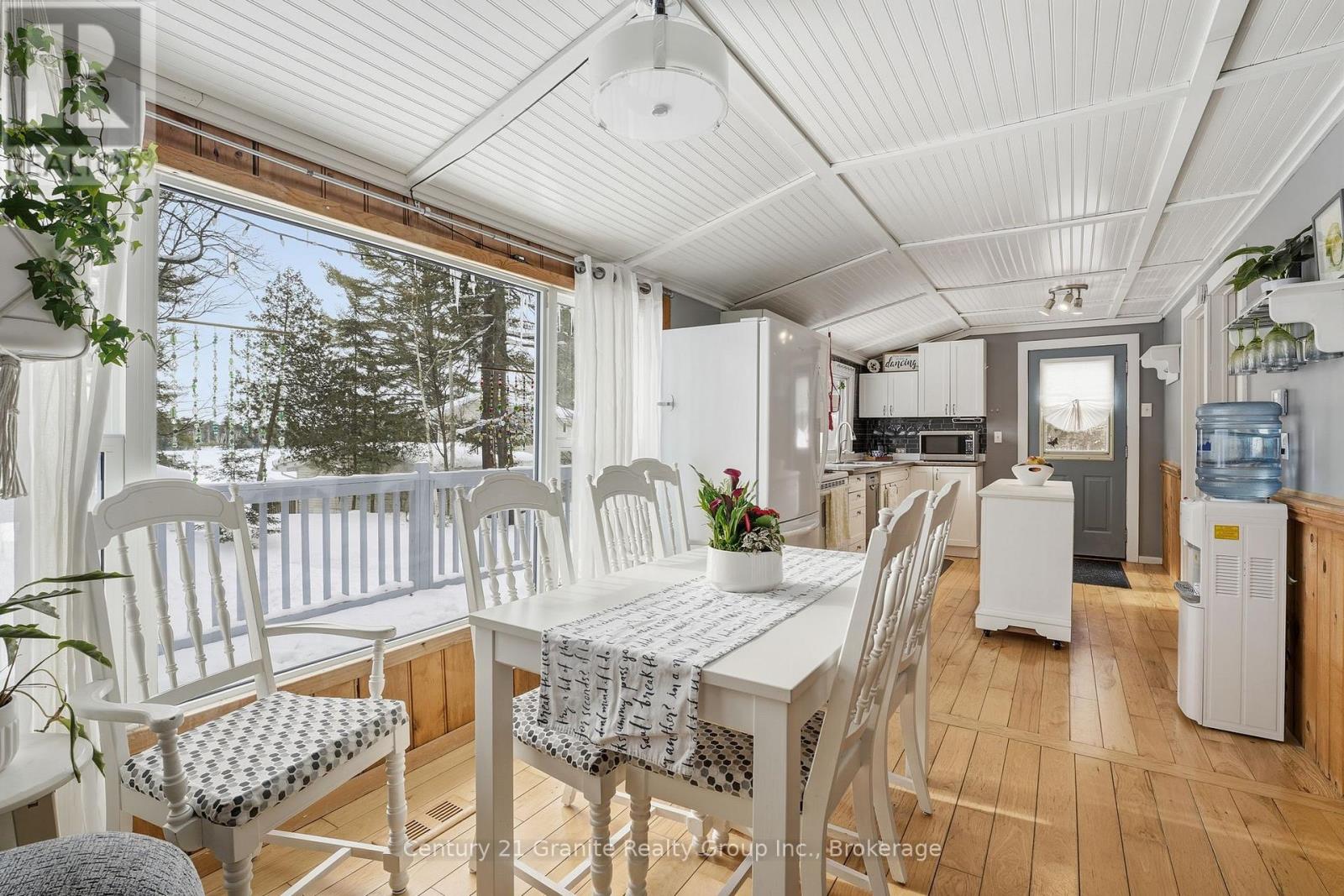 1019 Pike Lane, Dysart Et Al, Ontario K0M 1S0 - Photo 11 - X12784164