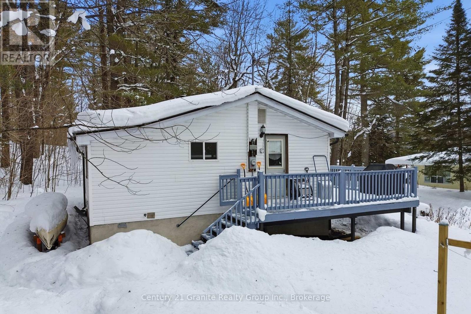 1019 Pike Lane, Dysart Et Al, Ontario K0M 1S0 - Photo 38 - X12784164