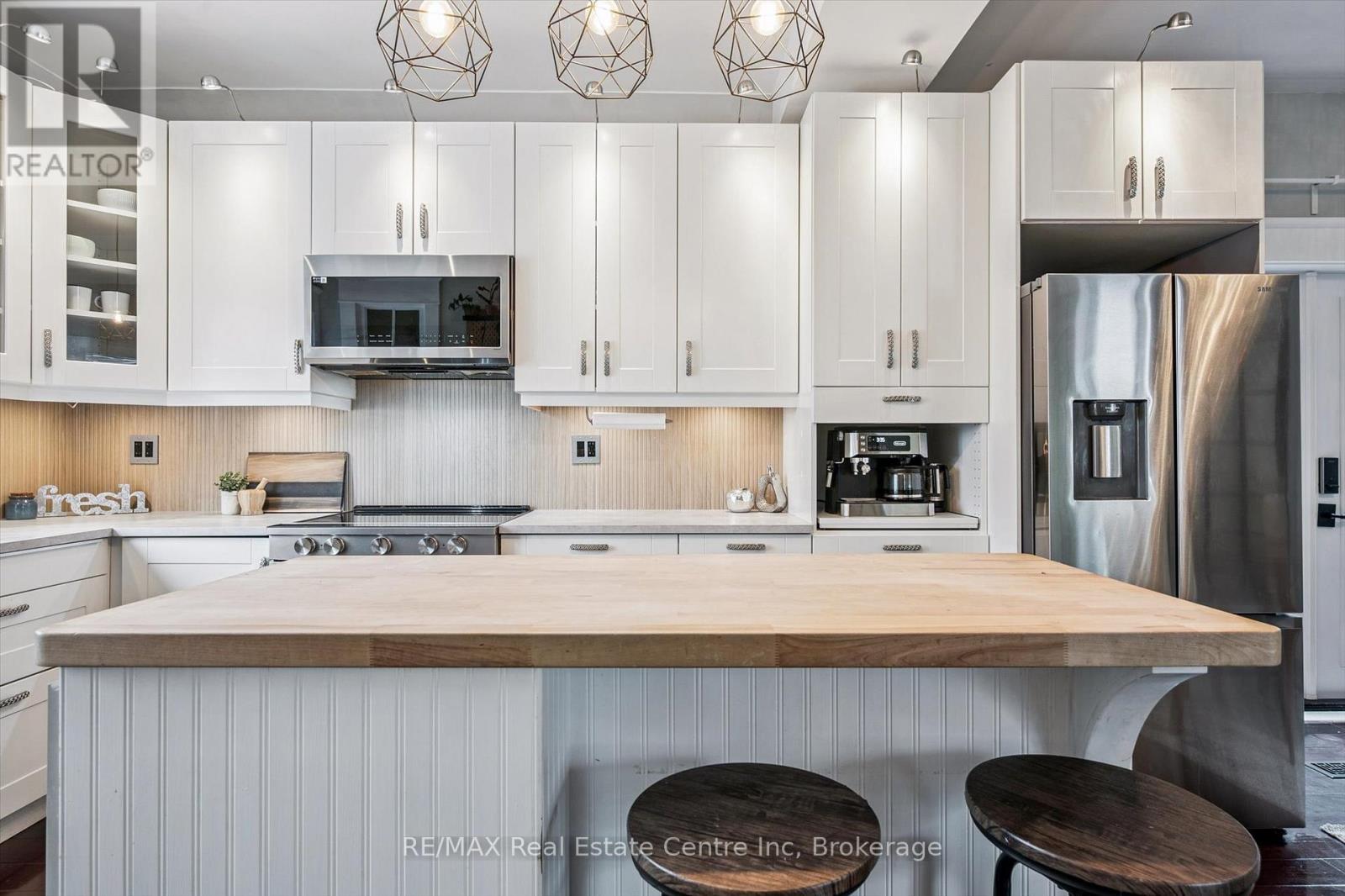 4027 Hwy 6 S, Puslinch, Ontario  N0B 2J0 - Photo 6 - X12784184