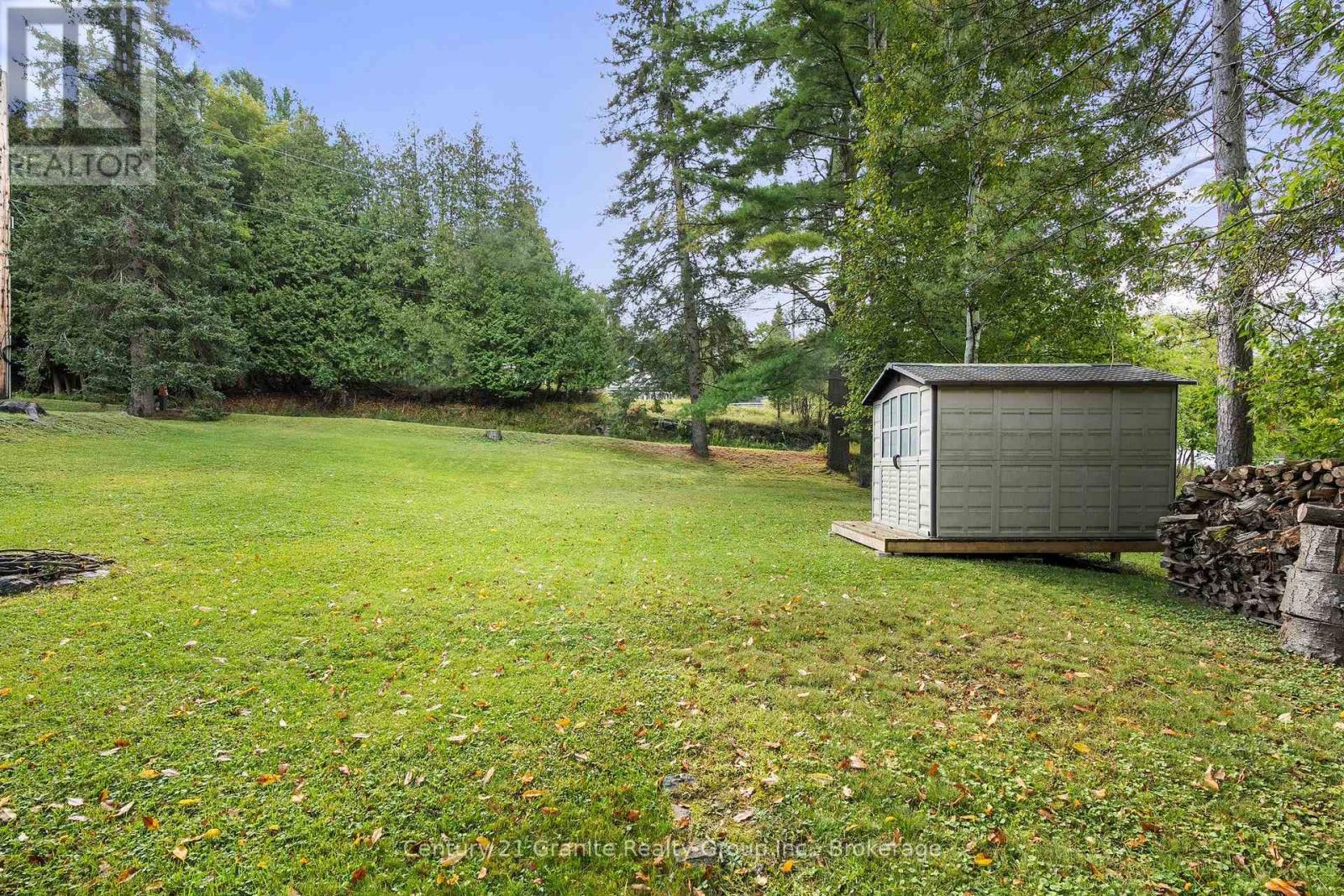 101 Victoria Street, Dysart Et Al, Ontario K0M 1S0 - Photo 32 - X12784224