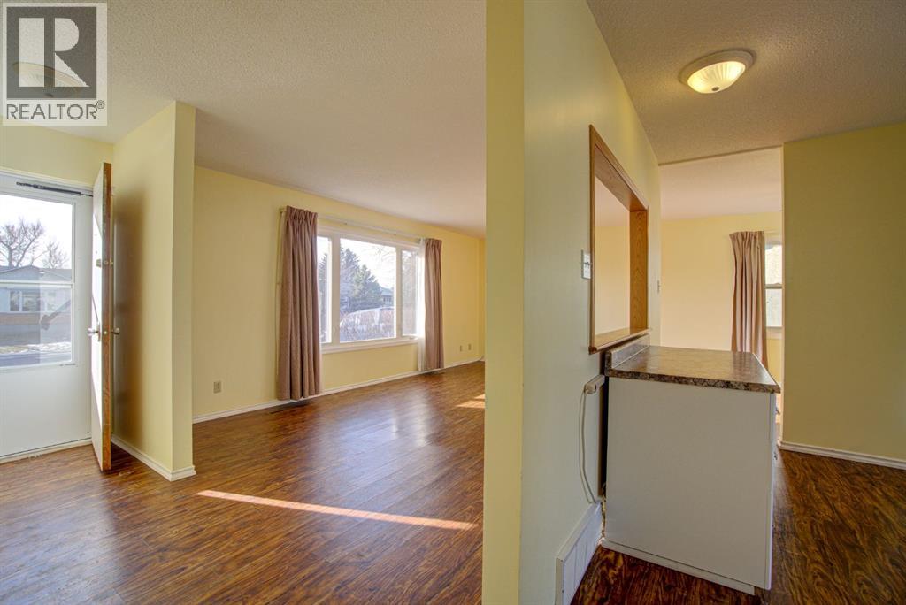 524 51 Avenue W, Claresholm, Alberta  T0L 0T0 - Photo 14 - A2283426