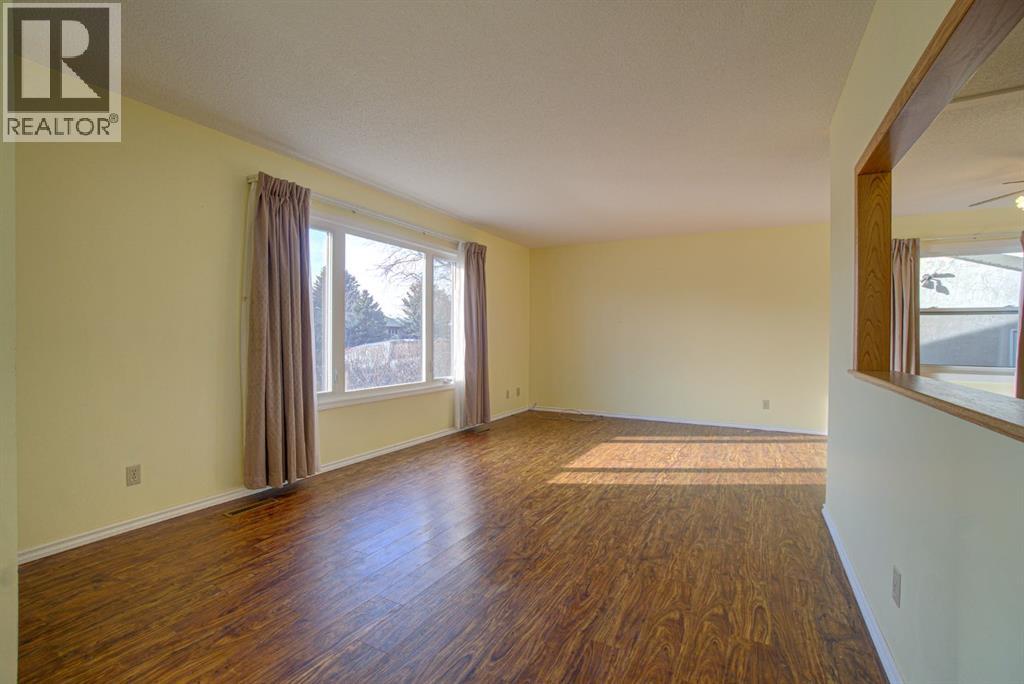 524 51 Avenue W, Claresholm, Alberta  T0L 0T0 - Photo 8 - A2283426