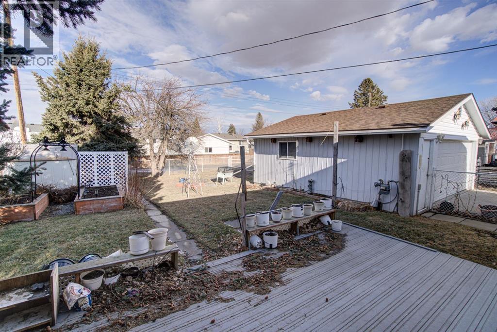 524 51 Avenue W, Claresholm, Alberta  T0L 0T0 - Photo 39 - A2283426