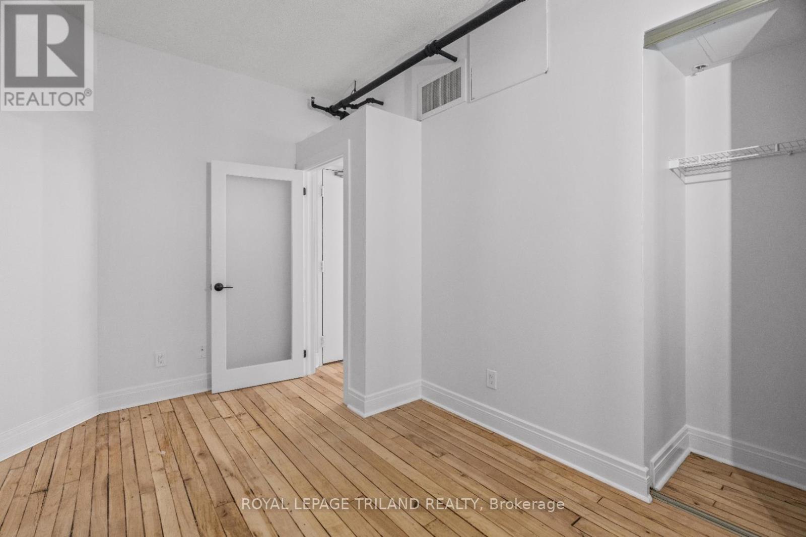 504 - 330 Clarence Street, London East, Ontario  N6A 6H6 - Photo 1 - X12784132