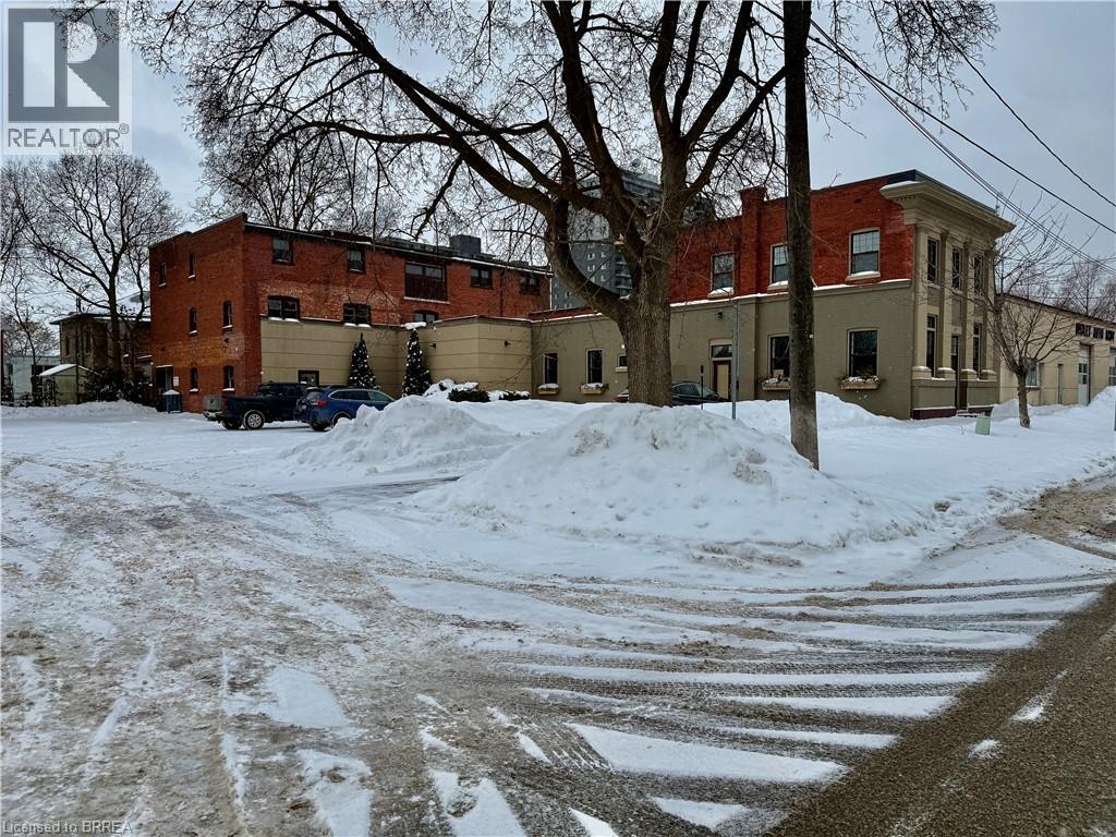 137 Nelson Street Unit# 203, Brantford, Ontario  N3S 4B5 - Photo 2 - 40801664