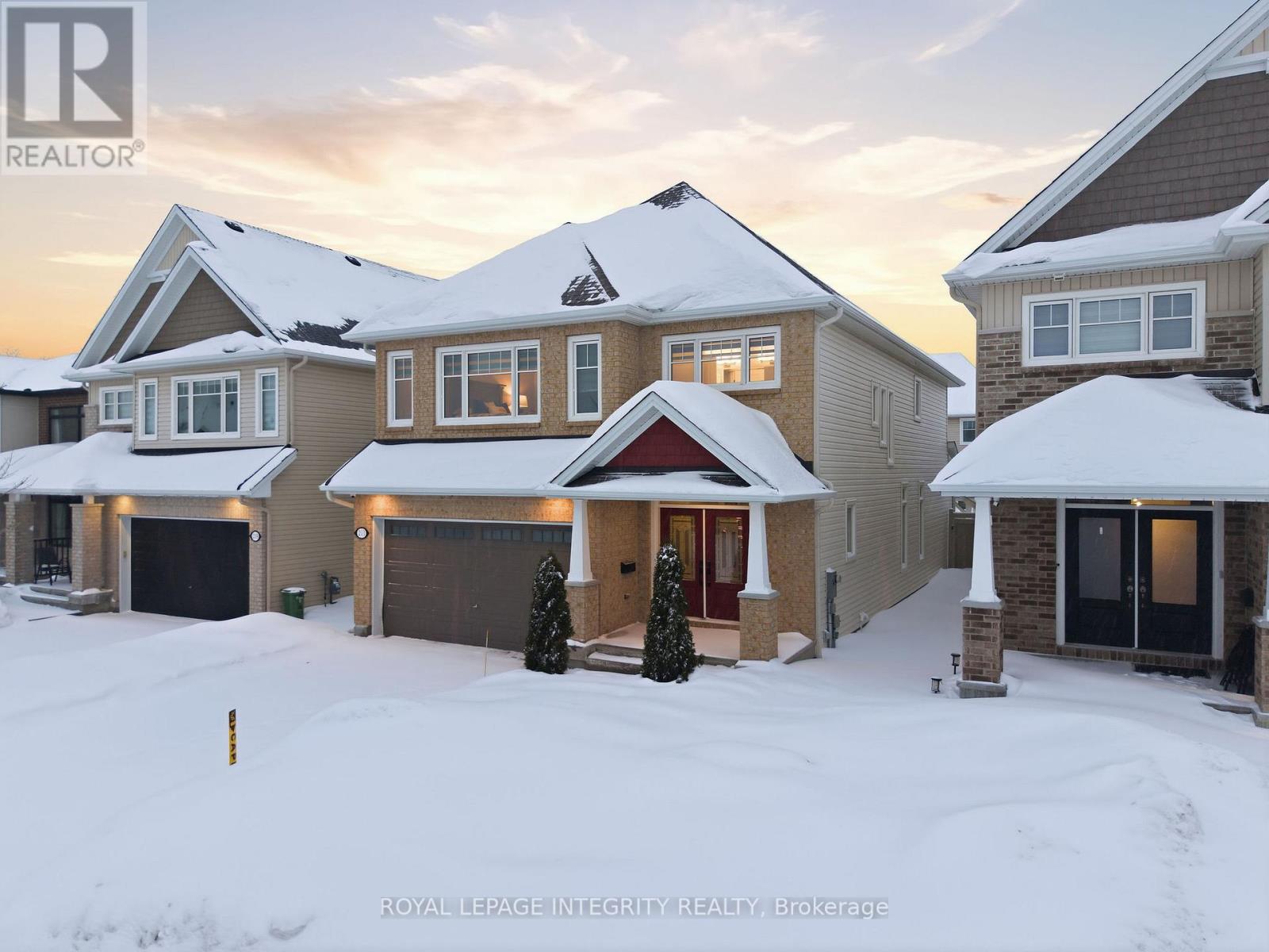 211 Osterley Way, Ottawa, Ontario  K2S 2P2 - Photo 2 - X12784162