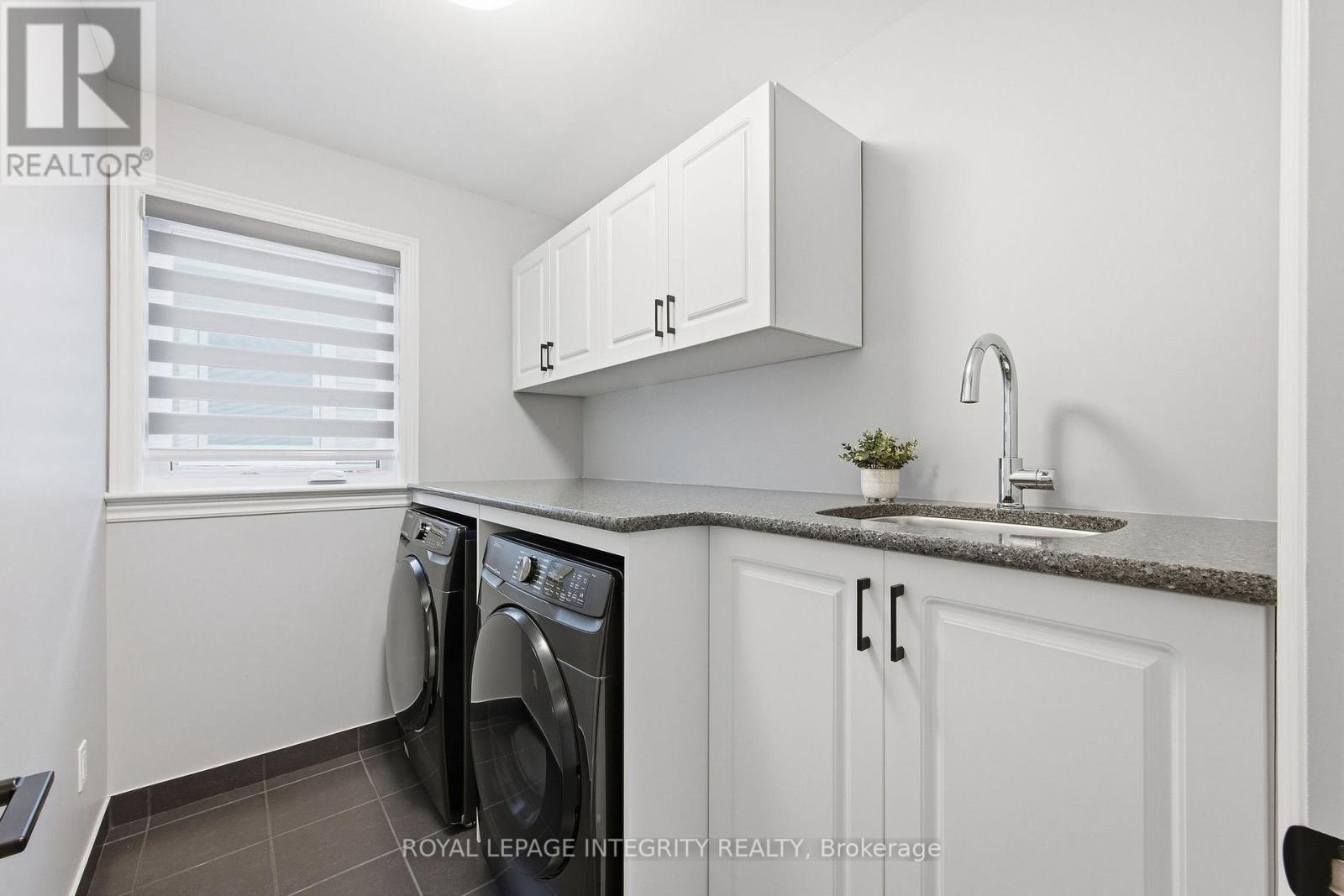 211 Osterley Way, Ottawa, Ontario  K2S 2P2 - Photo 39 - X12784162