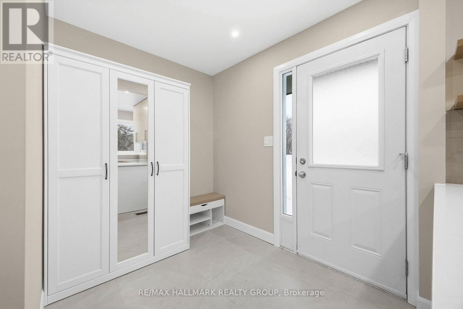 1414 Ridgebrook Drive, Ottawa, Ontario  K1B 4T2 - Photo 10 - X12784258