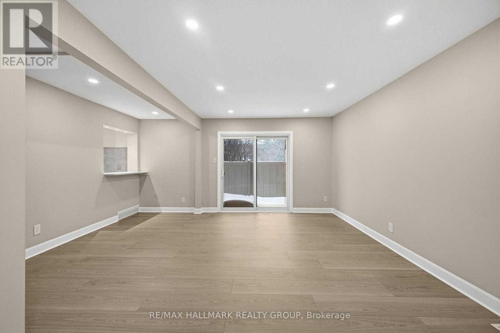 1414 Ridgebrook Drive, Ottawa, Ontario  K1B 4T2 - Photo 16 - X12784258