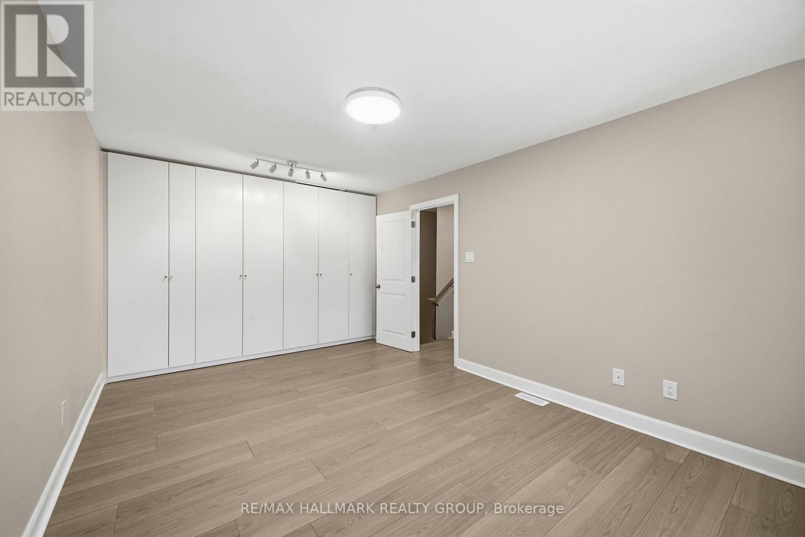 1414 Ridgebrook Drive, Ottawa, Ontario  K1B 4T2 - Photo 17 - X12784258