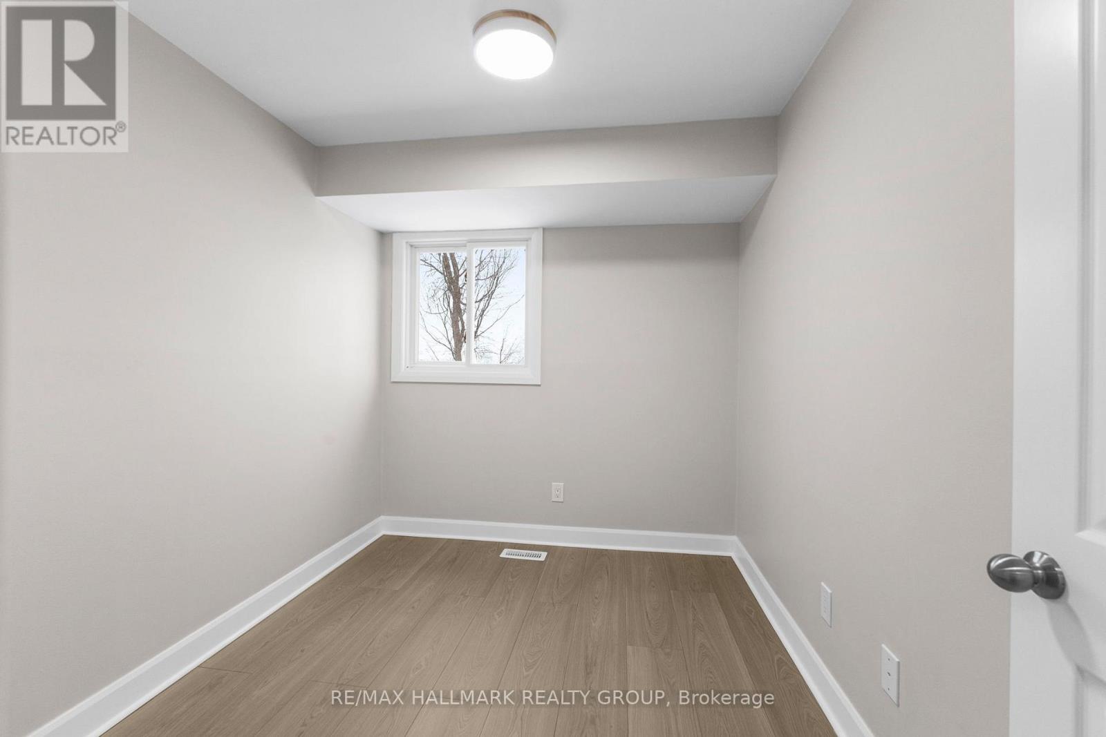 1414 Ridgebrook Drive, Ottawa, Ontario  K1B 4T2 - Photo 22 - X12784258