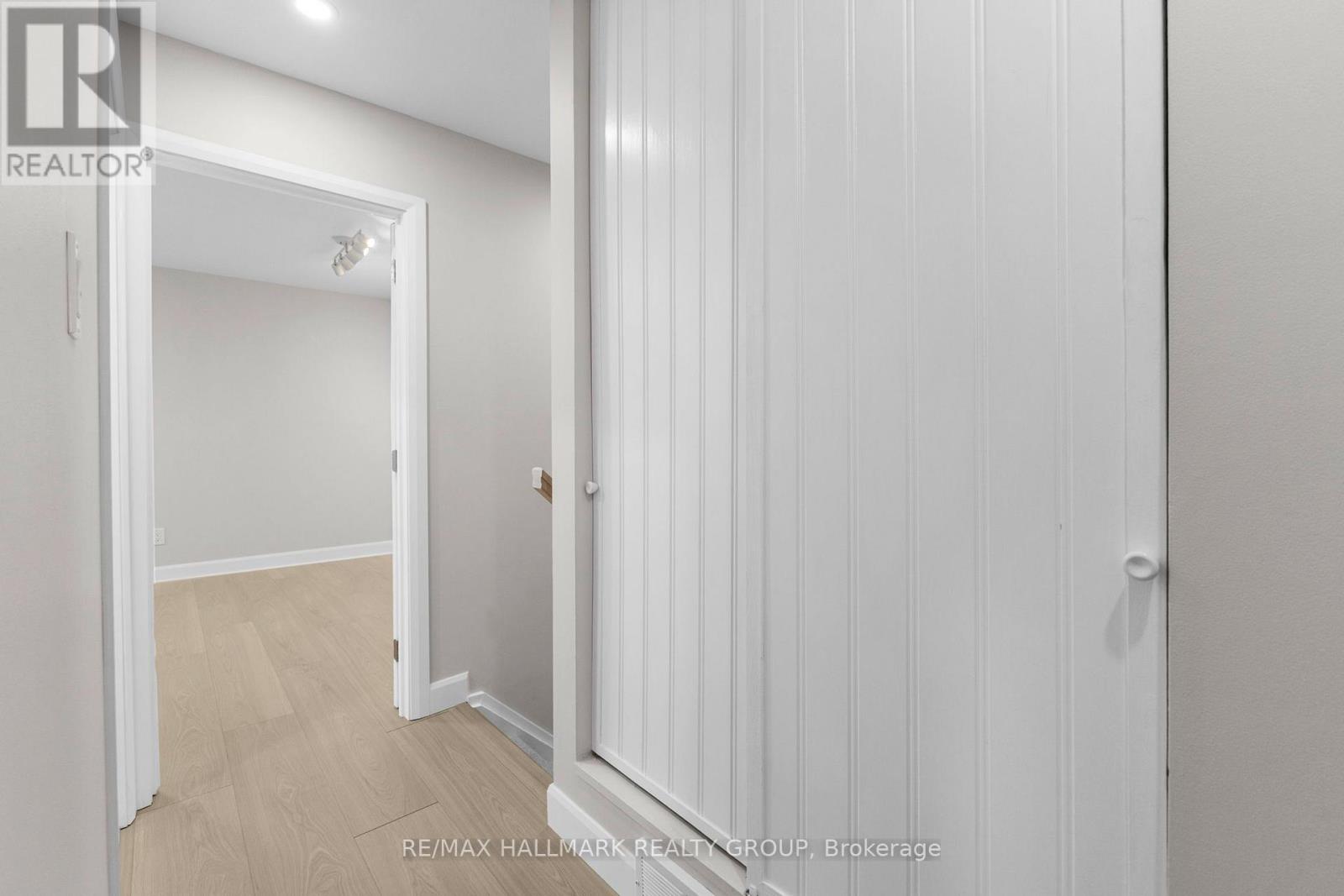 1414 Ridgebrook Drive, Ottawa, Ontario  K1B 4T2 - Photo 24 - X12784258