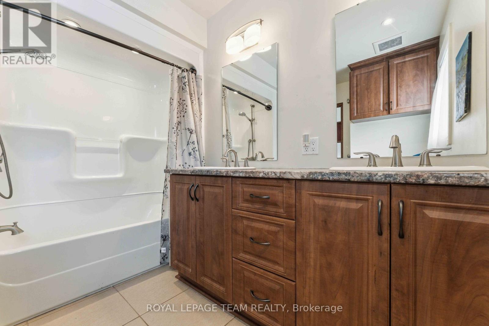 3322 Elizabeth Street, Ottawa, Ontario  K0A 2W0 - Photo 20 - X12784322