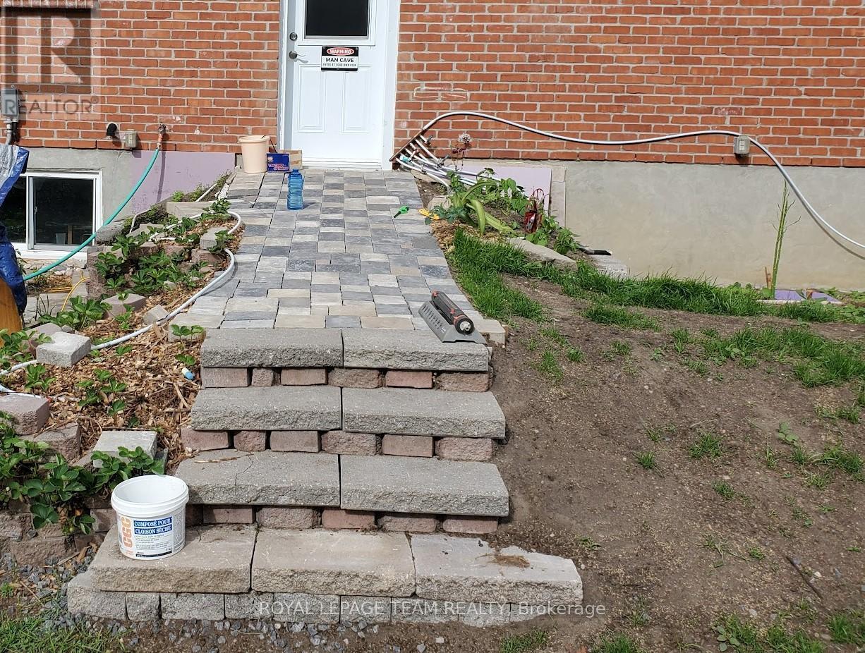 3322 Elizabeth Street, Ottawa, Ontario  K0A 2W0 - Photo 42 - X12784322