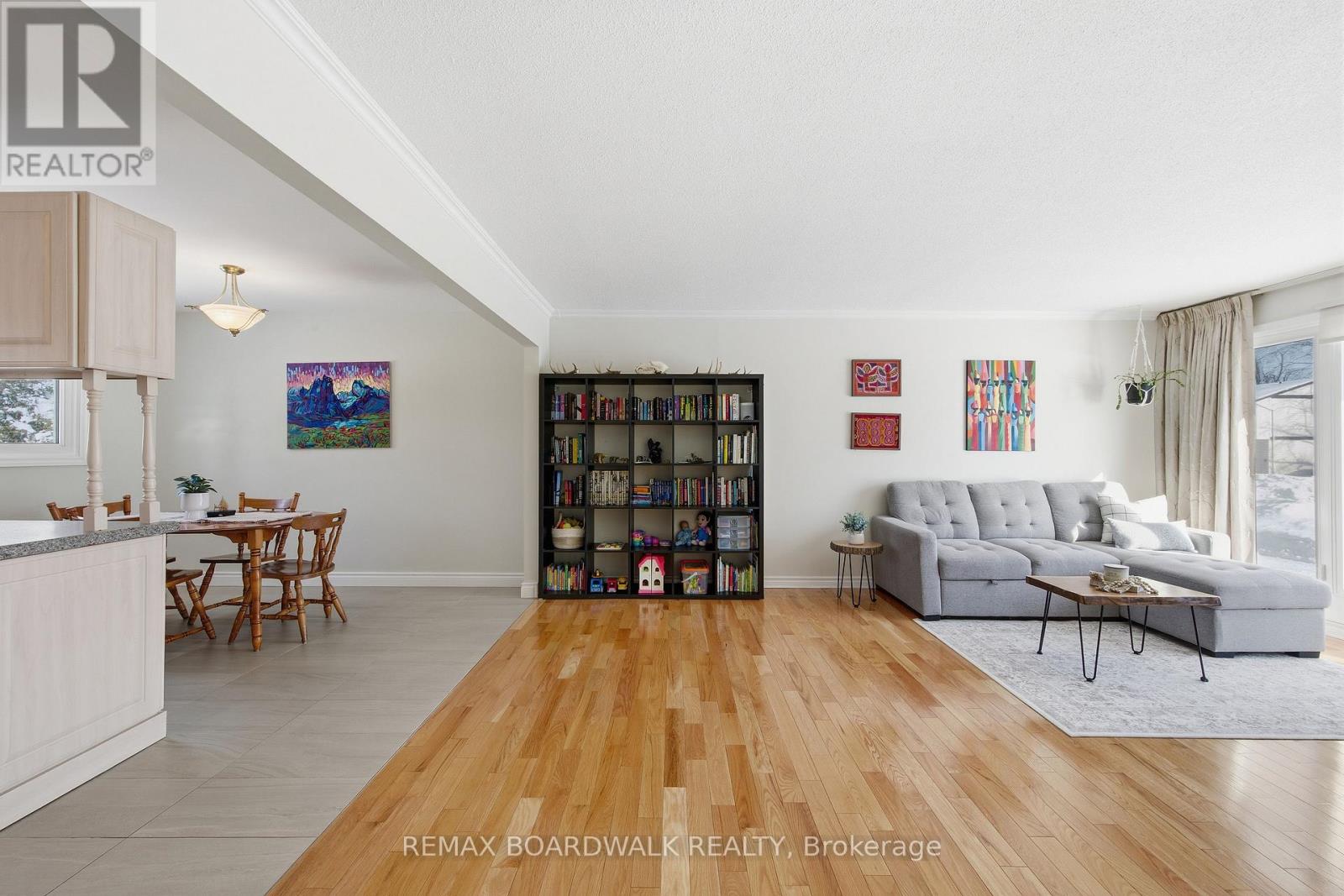 1381 Matheson Road, Ottawa, Ontario  K1J 8B5 - Photo 10 - X12784344