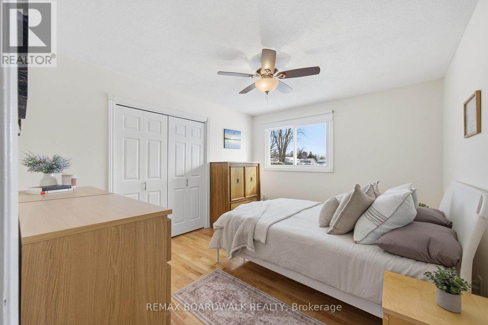 1381 Matheson Road, Ottawa, Ontario  K1J 8B5 - Photo 19 - X12784344