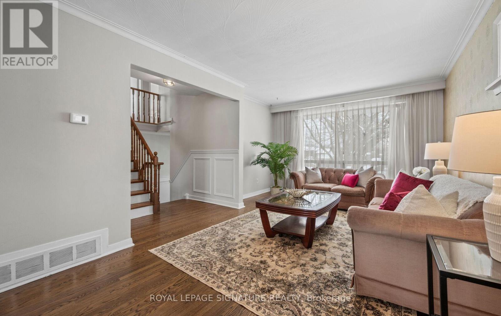 281 Jeffcoat Drive, Toronto, Ontario  M9W 3E4 - Photo 14 - W12783984