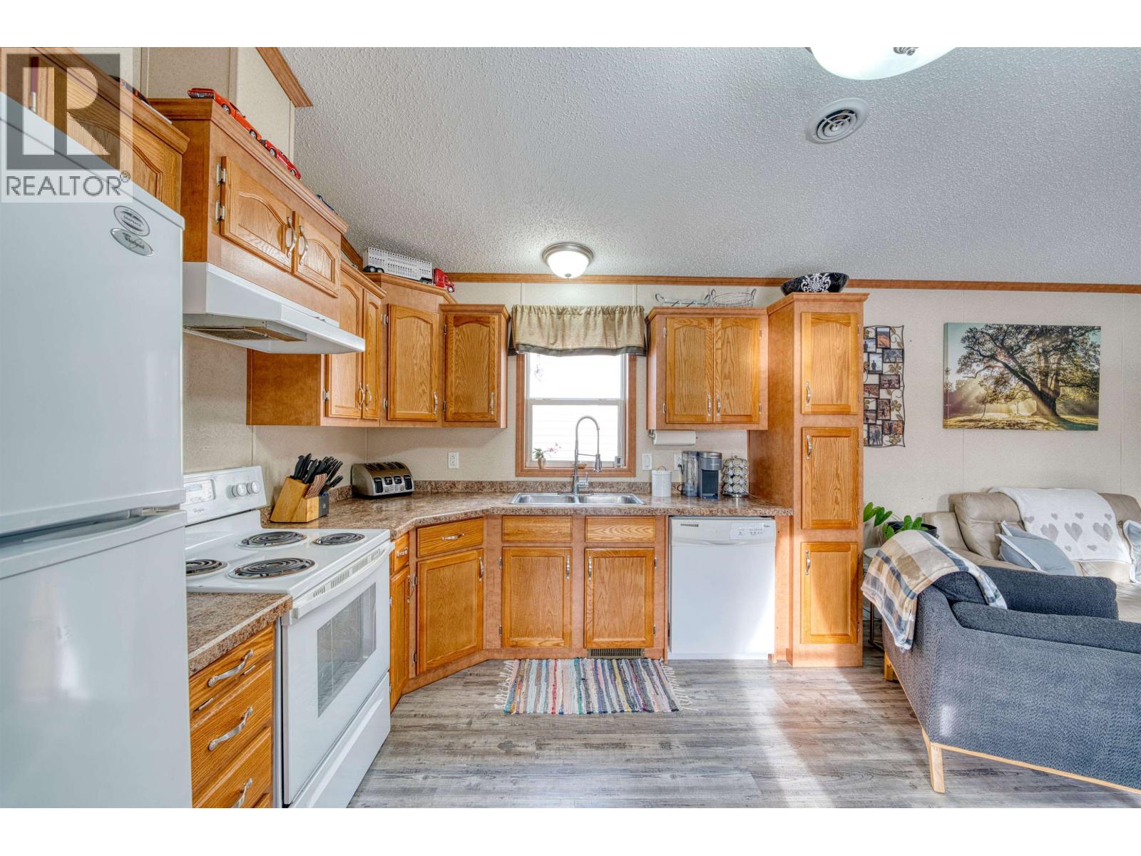 9004 76 Street, Fort St. John, British Columbia  V1J 2Z7 - Photo 8 - R3089380