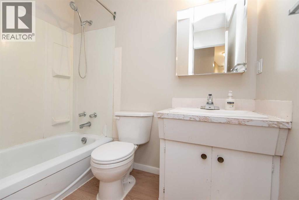 307, 4811 55 Street, Red Deer, Alberta  T4N 2J2 - Photo 14 - A2285954