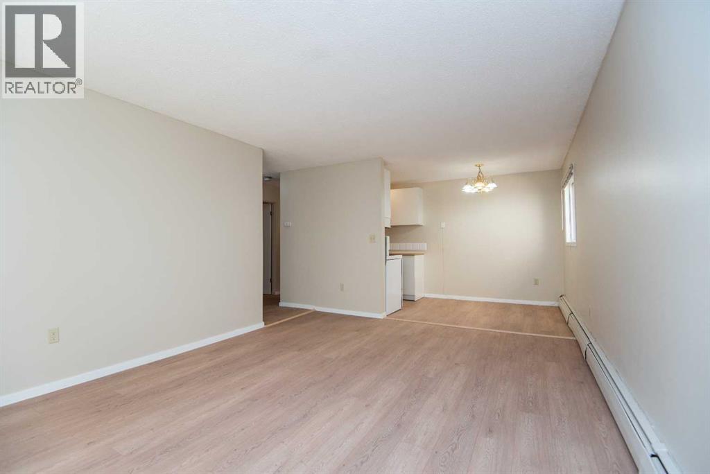 307, 4811 55 Street, Red Deer, Alberta  T4N 2J2 - Photo 3 - A2285954
