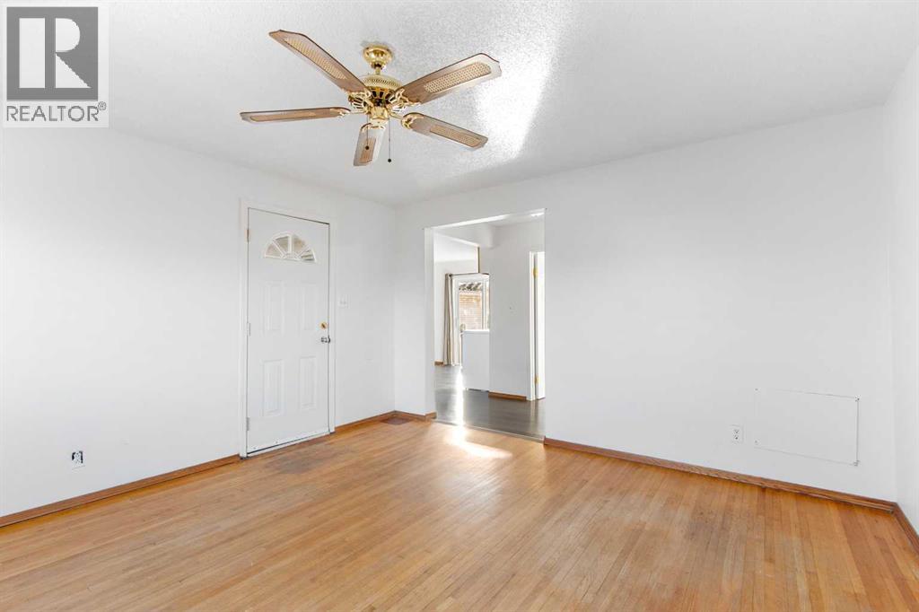 4829 54 Street, Olds, Alberta  T4H 1G3 - Photo 11 - A2285667