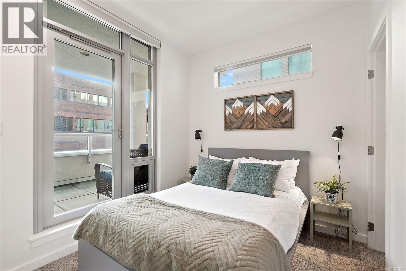 404 732 Broughton St, Victoria, British Columbia  V8W 3E9 - Photo 14 - 1025869