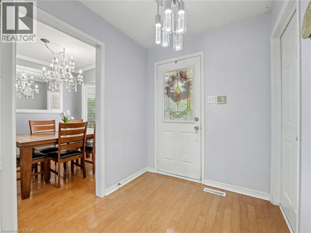 635 Rexford Drive, Hamilton, Ontario  L8W 3E7 - Photo 4 - 40793068