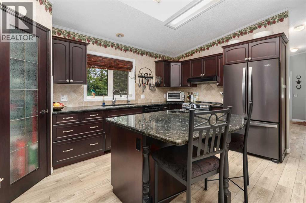 33194 Twp Rd 284, Rural Rocky View County, Alberta  T0M 1L0 - Photo 6 - A2245995