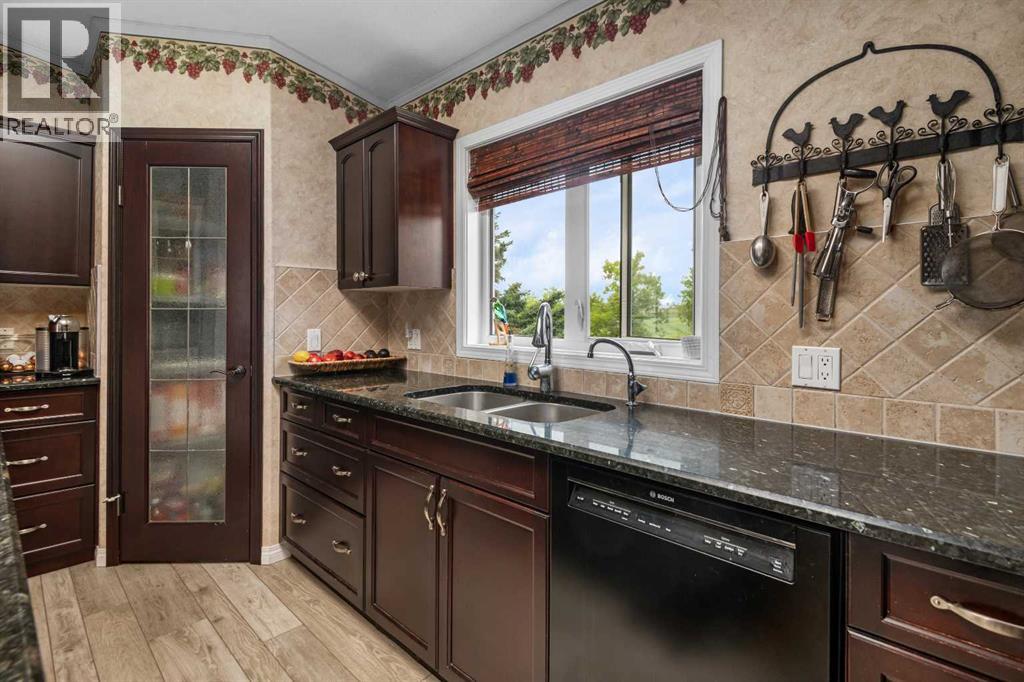 33194 Twp Rd 284, Rural Rocky View County, Alberta  T0M 1L0 - Photo 9 - A2245995