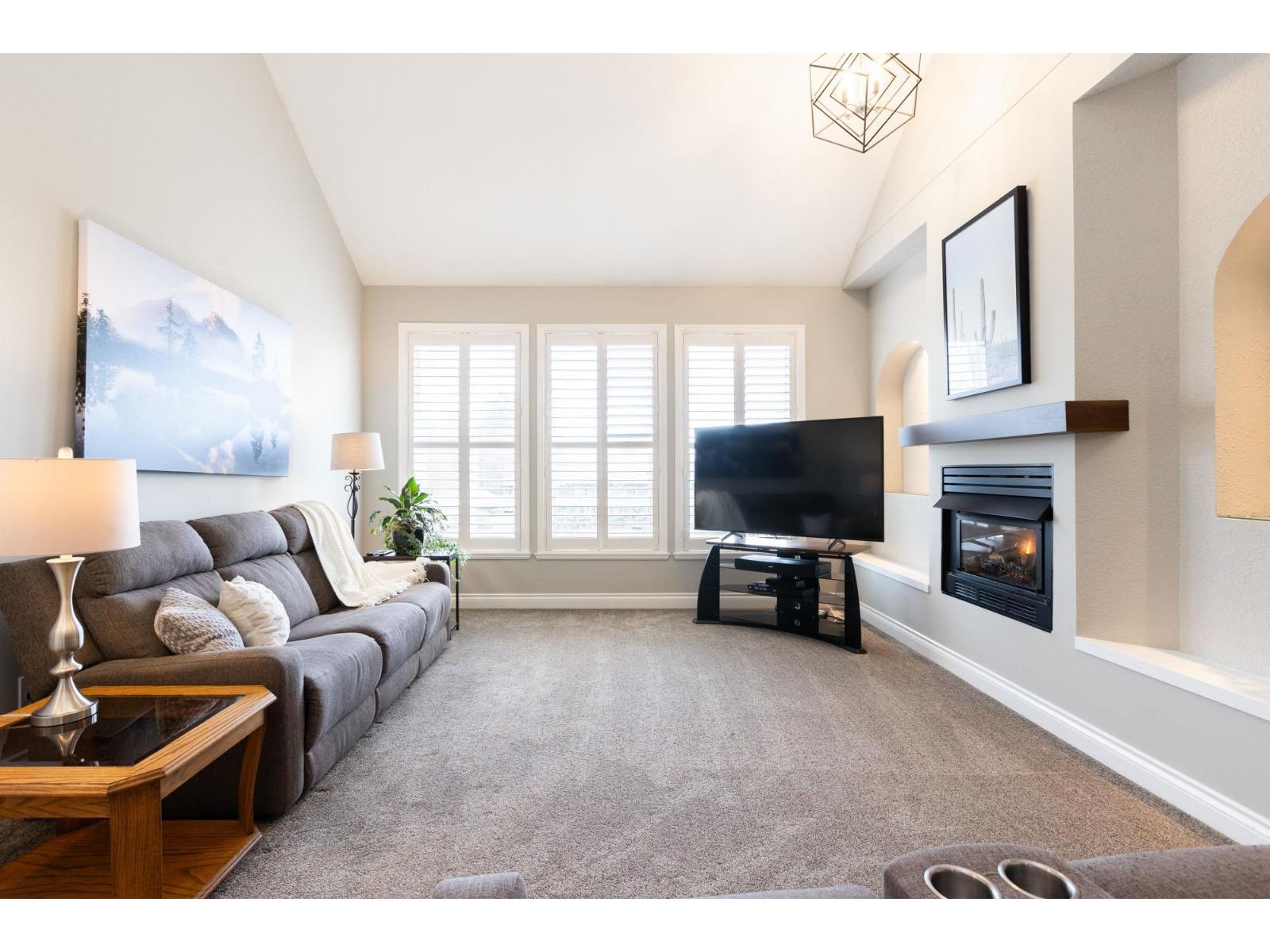 9012 162a Street, Surrey, British Columbia  V4N 3L6 - Photo 14 - R3087336