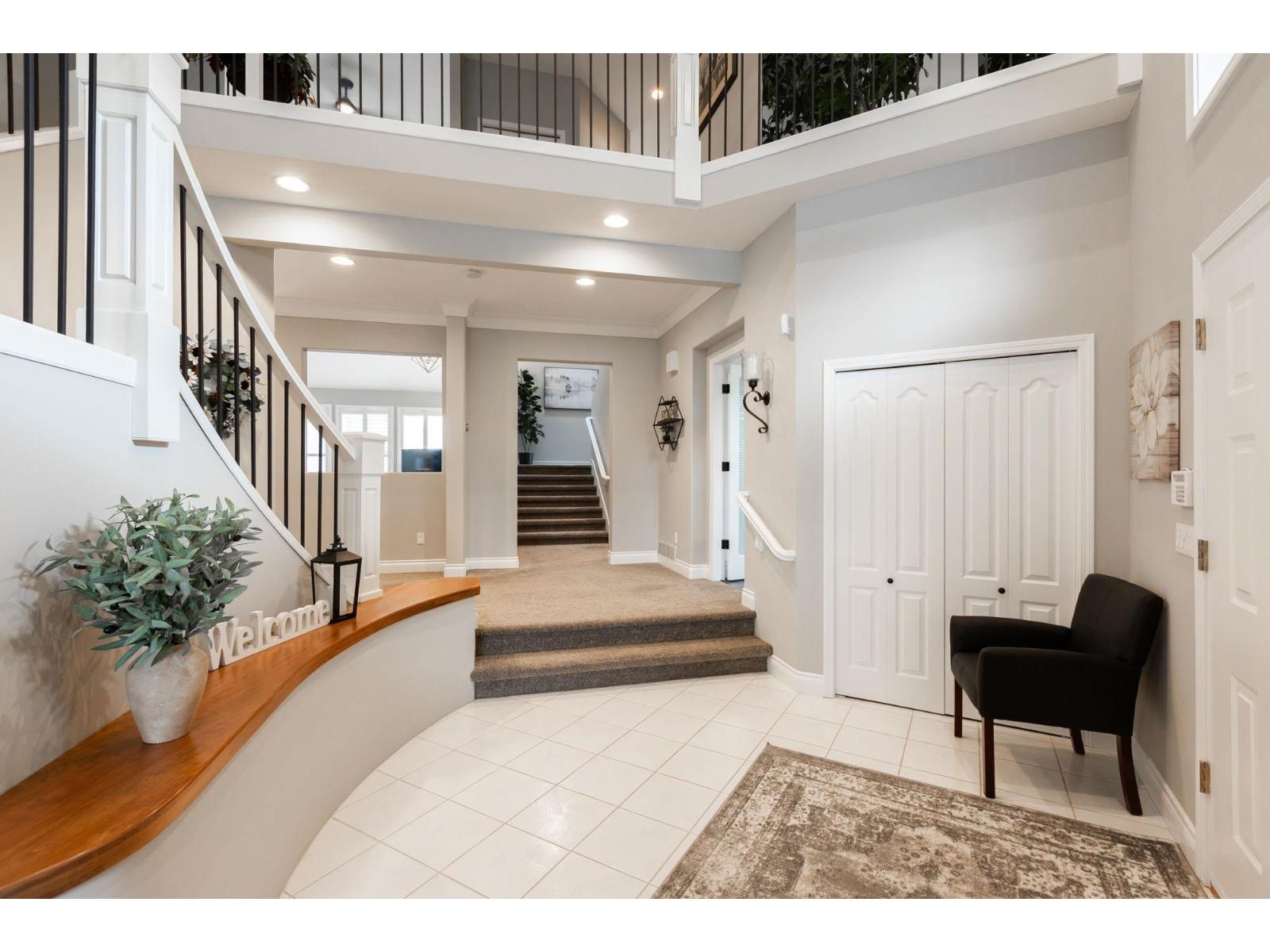 9012 162a Street, Surrey, British Columbia  V4N 3L6 - Photo 5 - R3087336